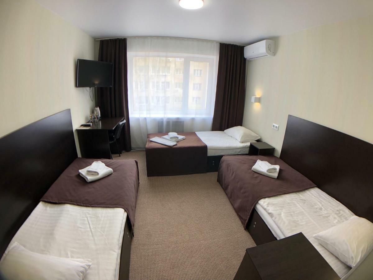Hotel Nivki Kiev Bagian luar foto
